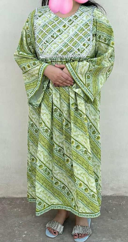 LONG FROCK COLOR GREEN